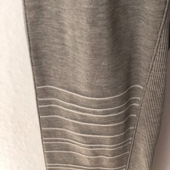 BLANQI SPORTSUPPORT Athletic Leggings - Picture 6 of 8